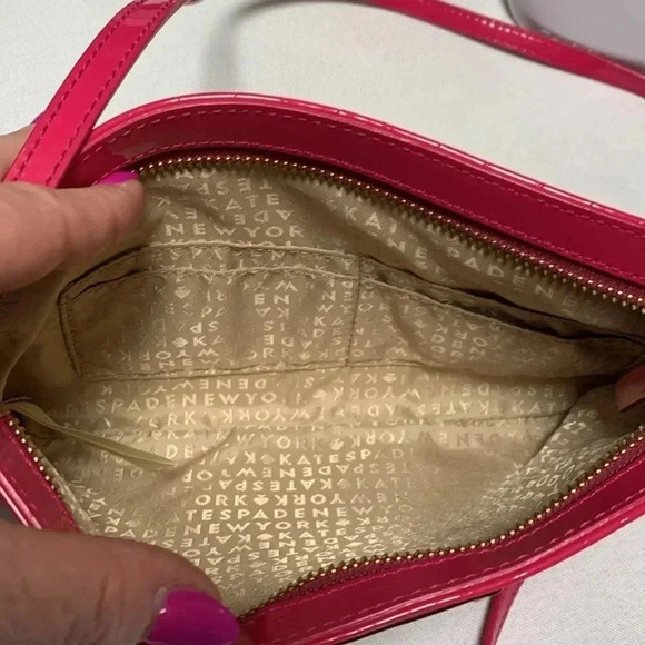 KATE SPADE ♠️ Crossbody Purse,Excellent Condition. - Picture 5 of 5